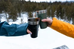 Thermosbeker Stanley The Stacking Beer Pint Hammertone Lake 0,47L -MSR Winkel 4 1200x800 1