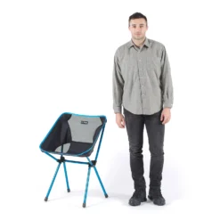 Campingstoel Helinox Café Chair Forest Green 9 Campingstoel Helinox Café Chair Forest Green -MSR Winkel 5 cafechairblackmale185cmmodelcut2 2000px2000x