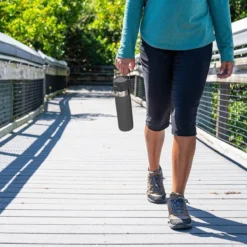 Thermosbeker Stanley The Quick Flip Abyss 0,7L -MSR Winkel 7 1200x1200 1