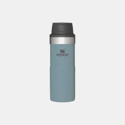 Thermosbeker Stanley The Trigger Action Travel Mug Shale 0,35L -MSR Winkel thermosbeker stanley the trigger action travel mug shale 035l
